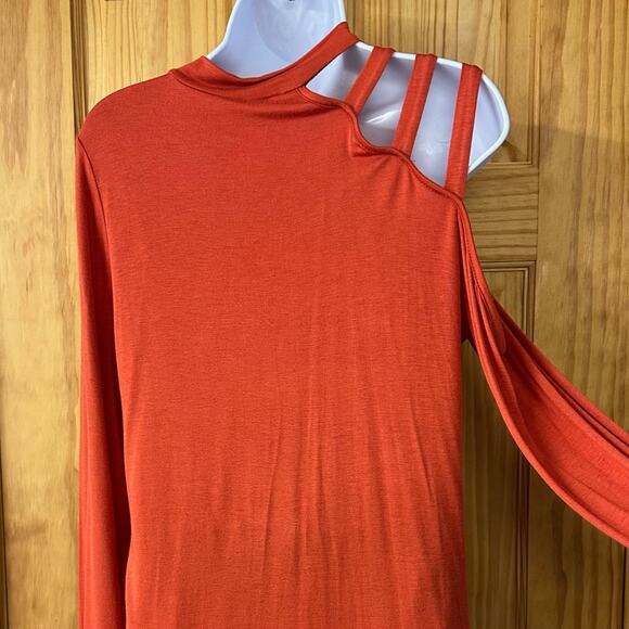 GUC! BiBi Women’s Oversized Sm Orange Asymmetrical Cold Shoulder Long Sleeve Top - Picture 7 of 8